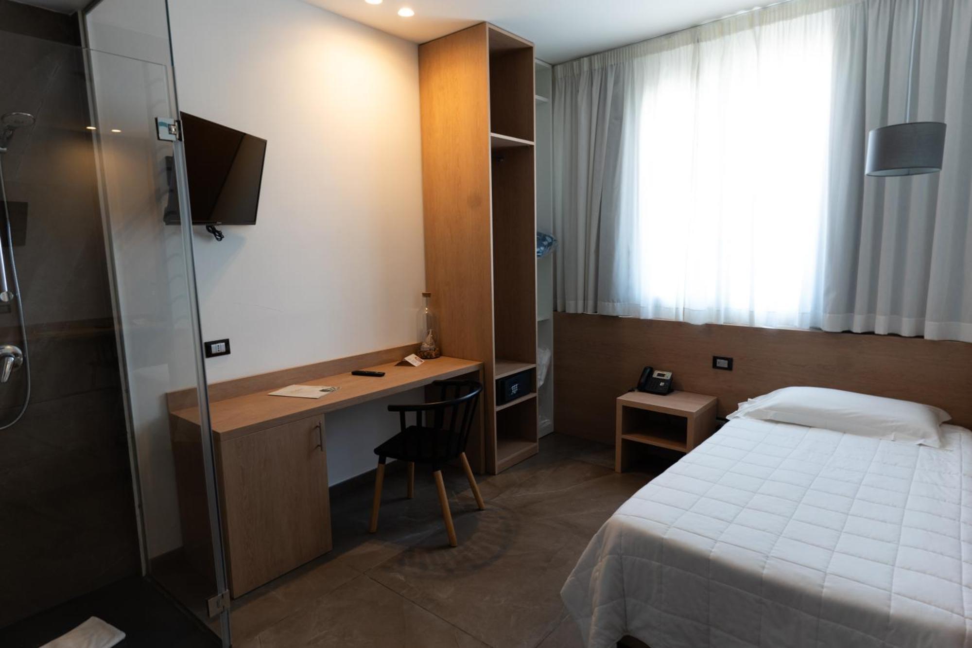 La Martinica Hotel 3*